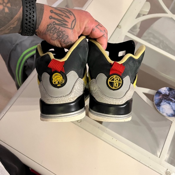 Jordan spizikes size10. No box - Picture 3 of 4